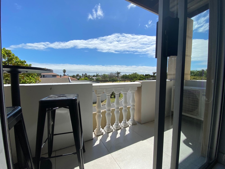 2 Bedroom Property for Sale in Parklands Western Cape